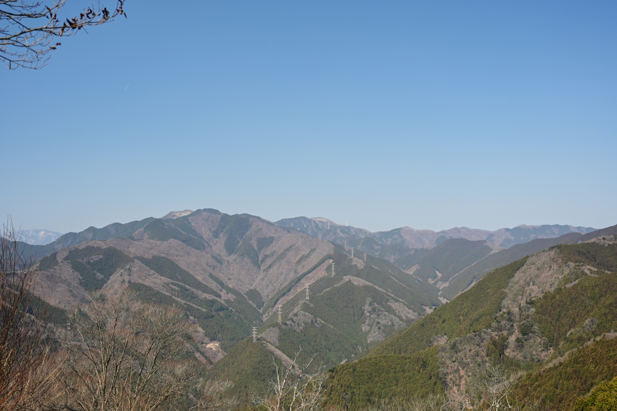 岩茸石山