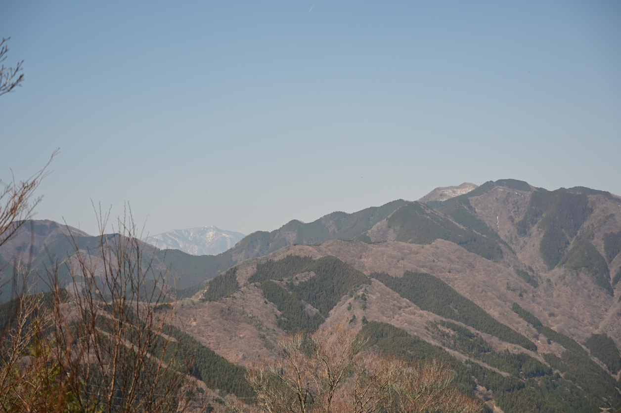 岩茸石山